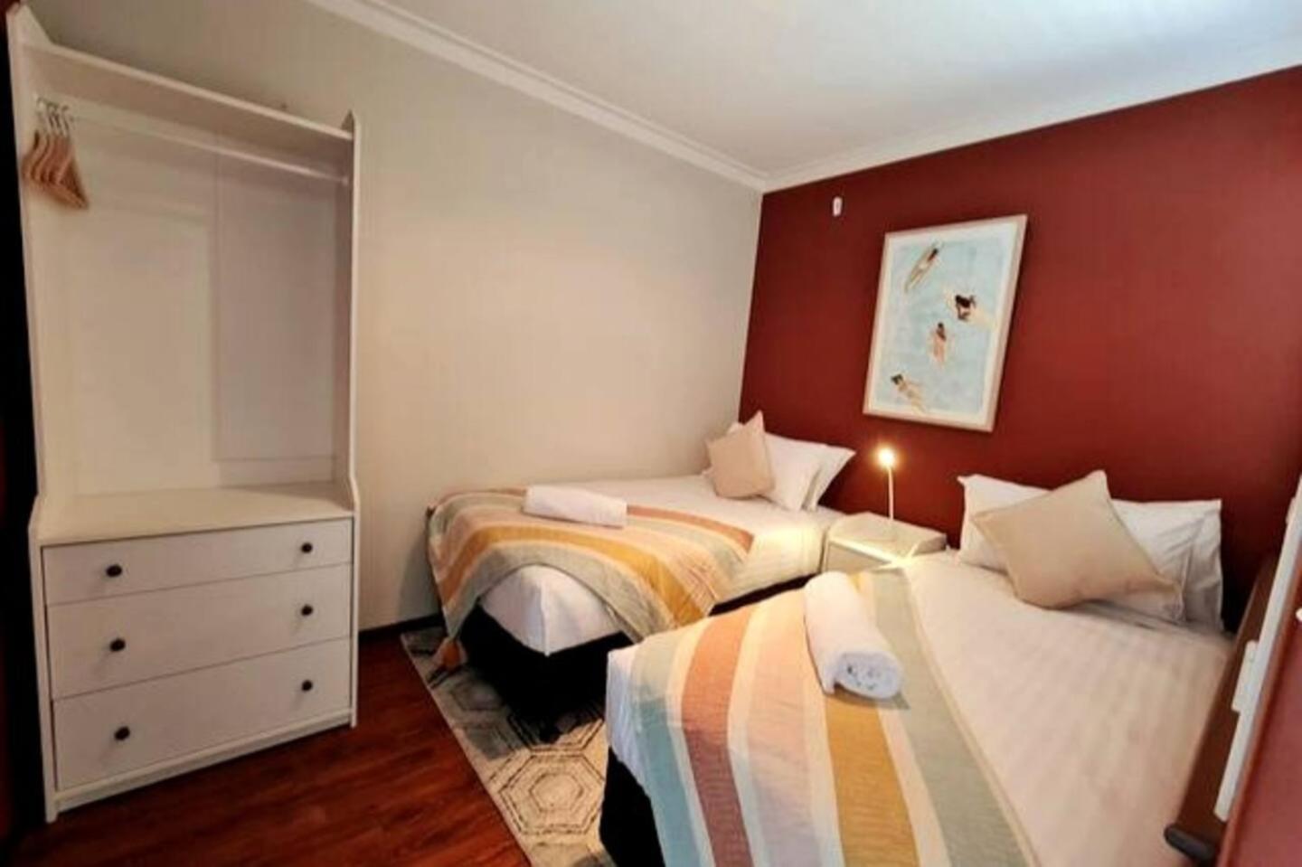 Summer Breeze - Holiday Or Business Apartment Perth Exterior photo